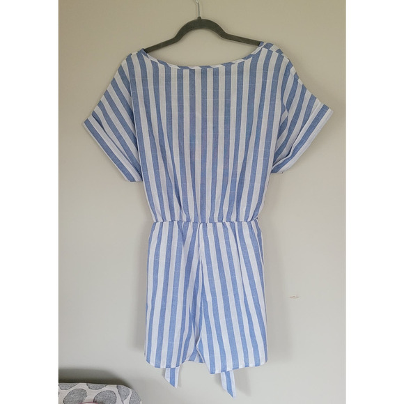Shein Blue and White Stripped Shorts Romper Jumpsuit 1XL - Picture 3 of 4